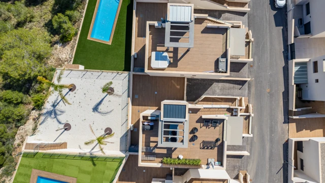 Новое бунгало от застройщика в Сан-Мигель-де Салинас