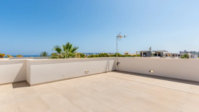 Комфортабельная вилла с бассейном