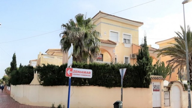 House in a picturesque complex in Orihuela Costa - 3