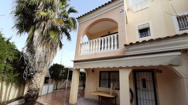 House in a picturesque complex in Orihuela Costa - 31