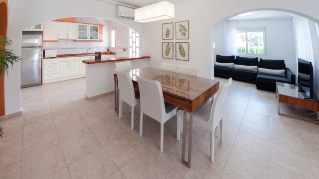 Вилла в средиземноморском стиле в Сьюдад Кесада