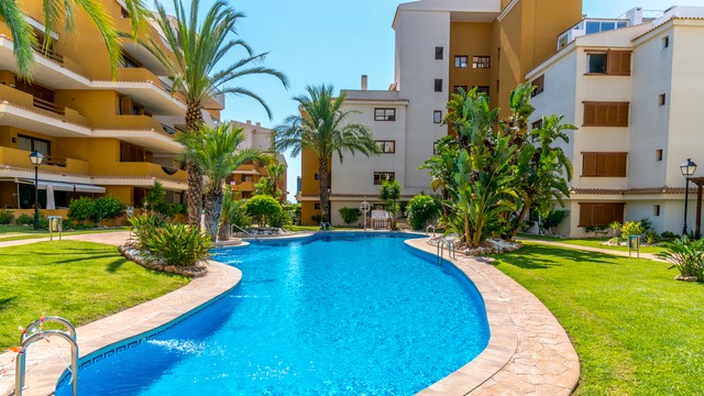 Apartments by the sea in a residential complex La Entrada - 1