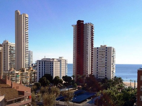 Apartments with sea views in Benidorm - 1