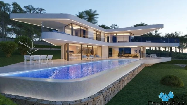 Роскошная вилла с видом на Средиземное море и горы