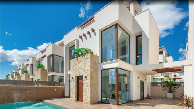 Luxurious villa with a pool in the town of Dehesa de Campoamor - 30