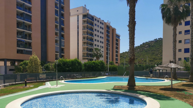 Apartment with mountain views in Benidorm - 1