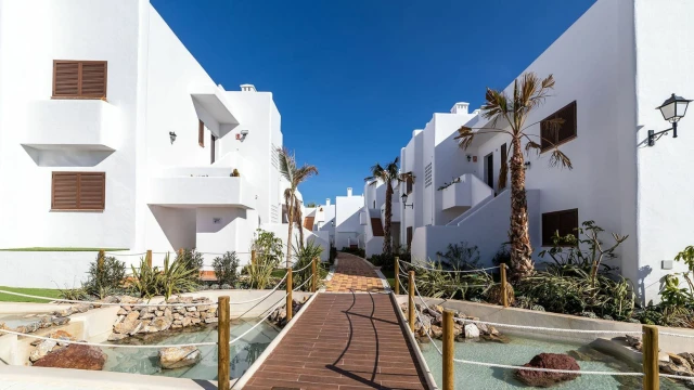 Бунгало с большим собственным садом в городе Пульпи