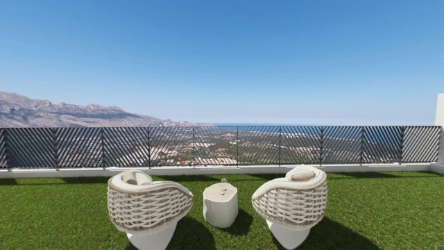 Двухэтажная вилла с видами на море и горы