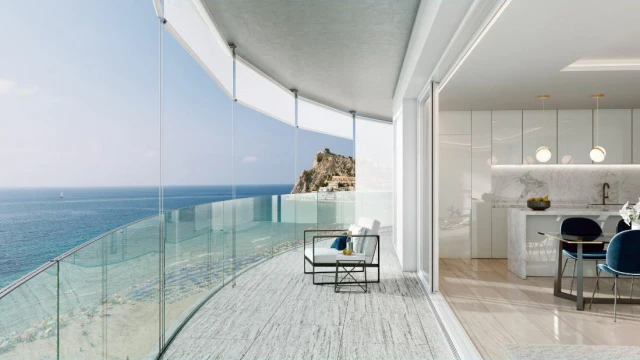 Апартаменты класса люкс на первой линии моря