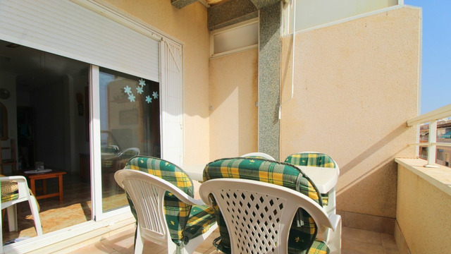 Apartments with sea views in Torrevieja - 4