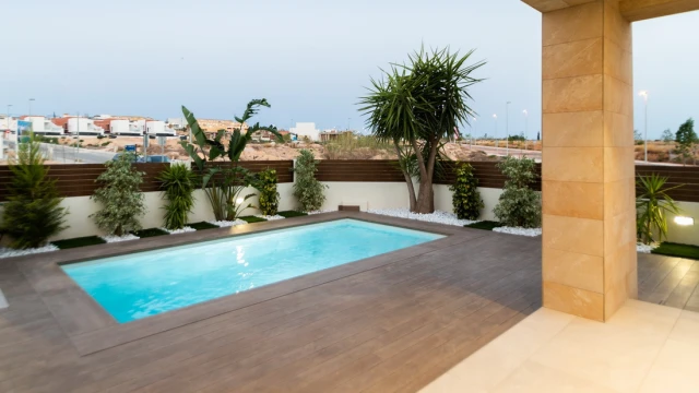 Уютная вилла на берегу Средиземного моря