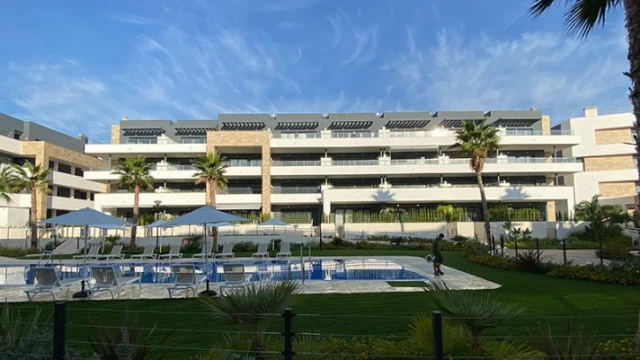 Апартаменты класса люкс в городе Ориуэла Коста