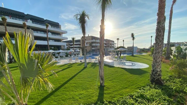 Шикарные апартаменты в городе Ориуэла Коста