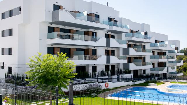 Apartamento moderno con dos habitaciones en la ciudad de Benidorm. - 11