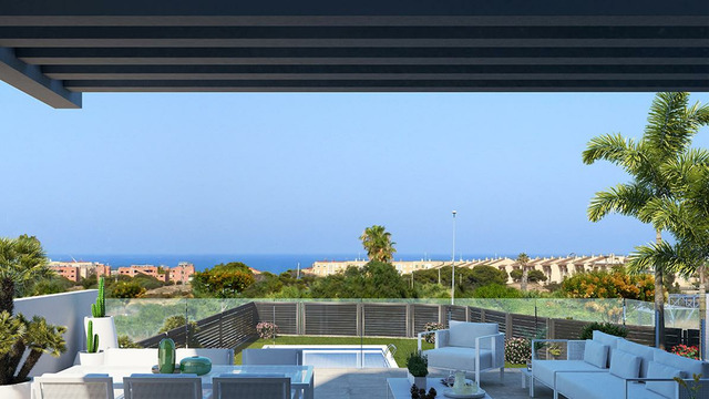 Comfortable villa in a gated community in Torrevieja - 9