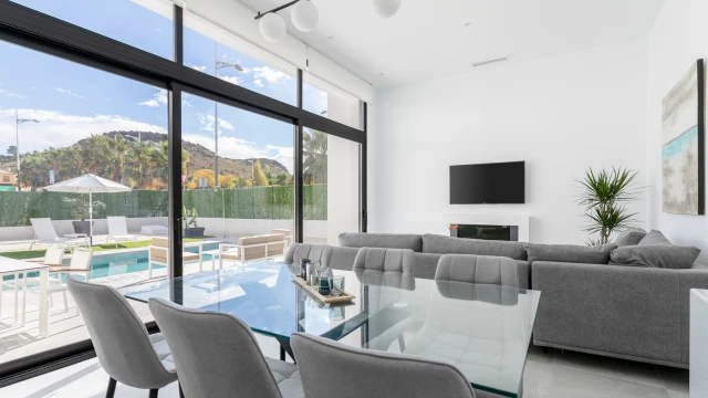 Новая современная вилла в городе Каласпарра