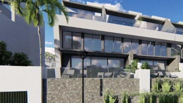 Квартира в Гуардамар дель Сегура с видом на море