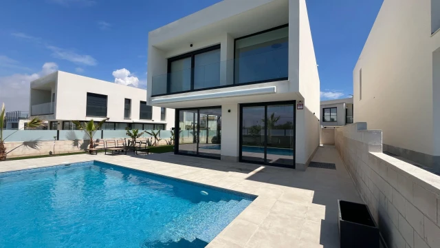 Новая вилла в Gran Alacant