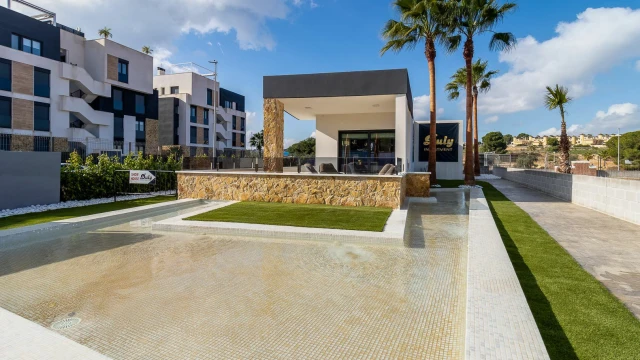 Пентхаус с видом на море в городе Ориуэла Коста