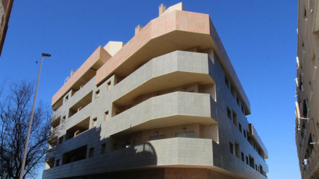 Spacious bright apartment with sea views in Torrevieja - 1