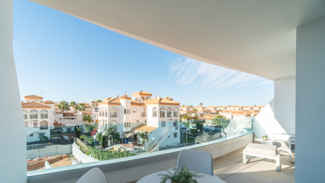 Элитная квартира в новом доме от застройщика в Ориуэла Коста