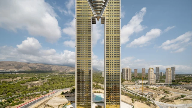 Роскошные апартаменты в новом жилом комплексе в городе Бенидорм