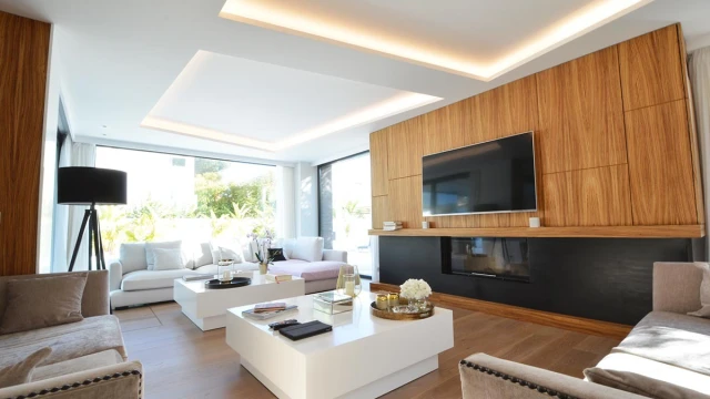 Роскошная вилла в городе Кампоамор