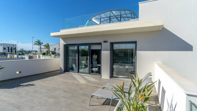 Вилла класса люкс в городе Кабо Роиг