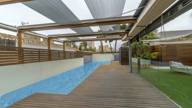 Роскошная вилла в городе Деэса де Кампоамор