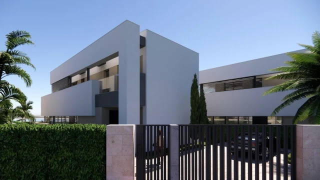 Шикарная вилла на первой линии озера в Santa Rosalia