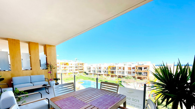 Comfortable modern style apartment with sea view in Villamartin - 1