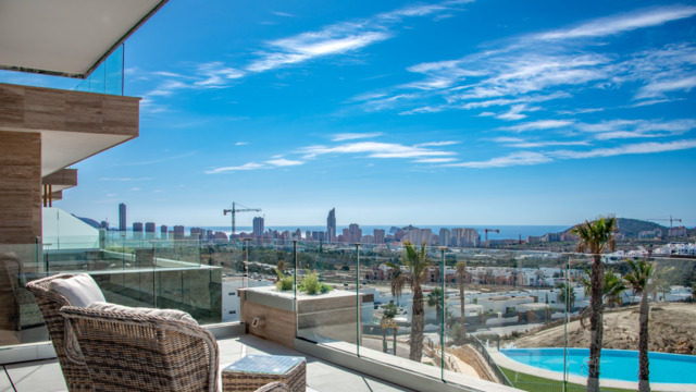 Fantastic penthouse with sea views - 36