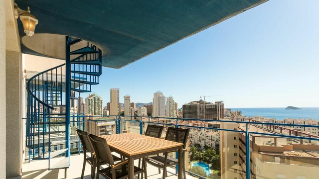 Modern apartments by the sea in Benidorm - 1