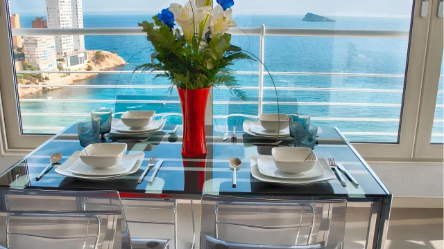 Шикарные апартаменты возле пляжа в Бенидорме