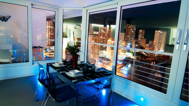 Шикарные апартаменты возле пляжа в Бенидорме