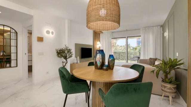 Новые апартаменты с видом на море в районе Пунта Прима