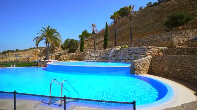 Апартаменты на берегу Средиземного моря в городе Бенидорм