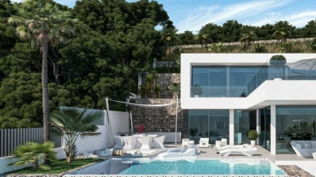 Новая вилла на берегу моря в городе Кальпе