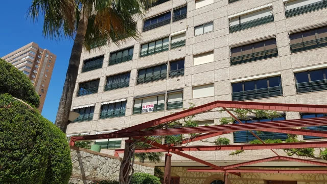 Апартаменты на первой линии моря в городе Бенидорм