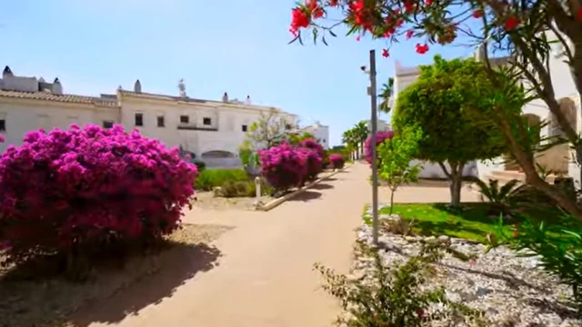 Таунхаус в закрытой урбанизации в La Nucia