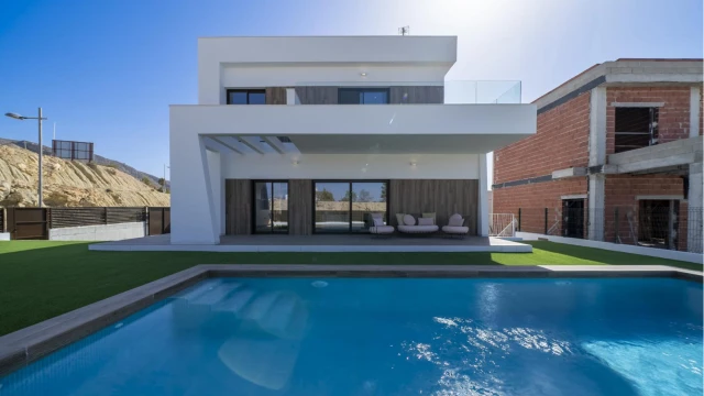 Современная новая вилла в городе Финестрат