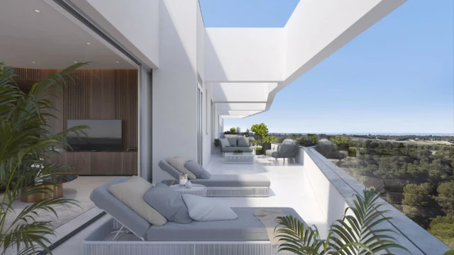 Апартаменты класса люкс с садом в Las Colinas Golf