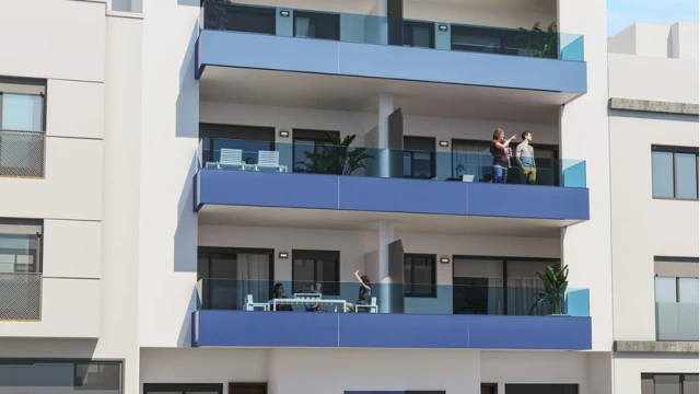 Новые апартаменты с тремя спальнями на берегу моря в Guardamar del Segura