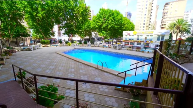 Шикарная квартира на берегу моря в городе Бенидорм