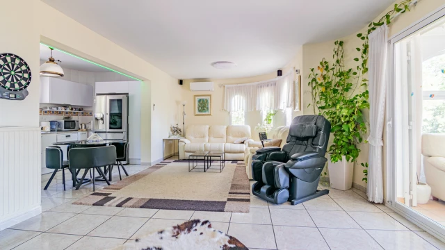 Willa z urzekającymi widokami w Ałtaji