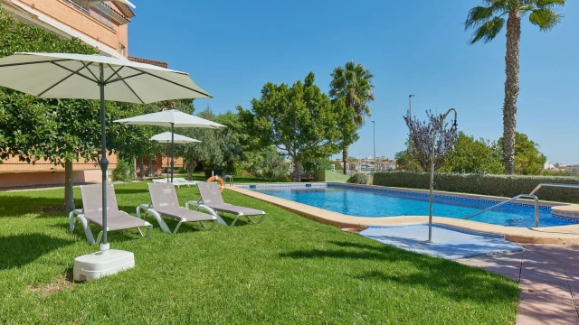 Апартаменты в жилом комплексе для пожилых людей в Alfaz del Pi