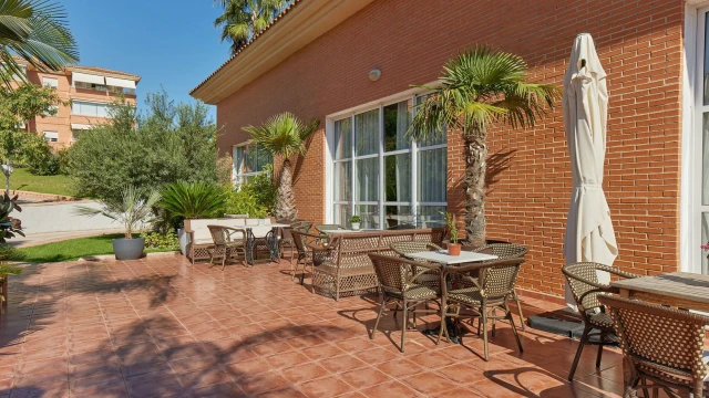 Комфортабельные апартаменты в комплексе для пожилых людей в Alfaz del Pi 