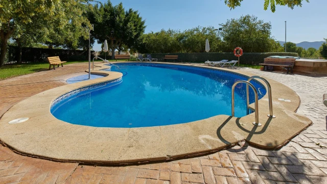 Комфортабельные апартаменты в комплексе для пожилых людей в Alfaz del Pi 