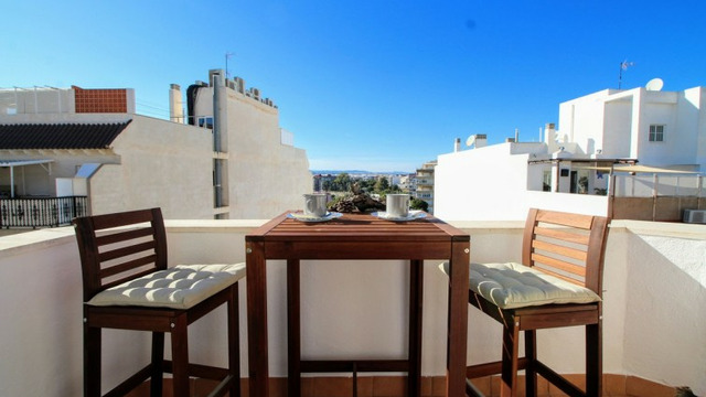 Penthouse in the city center with sea views in Torrevieja - 1
