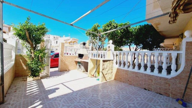 Двухэтажный дуплекс в Ла Мата